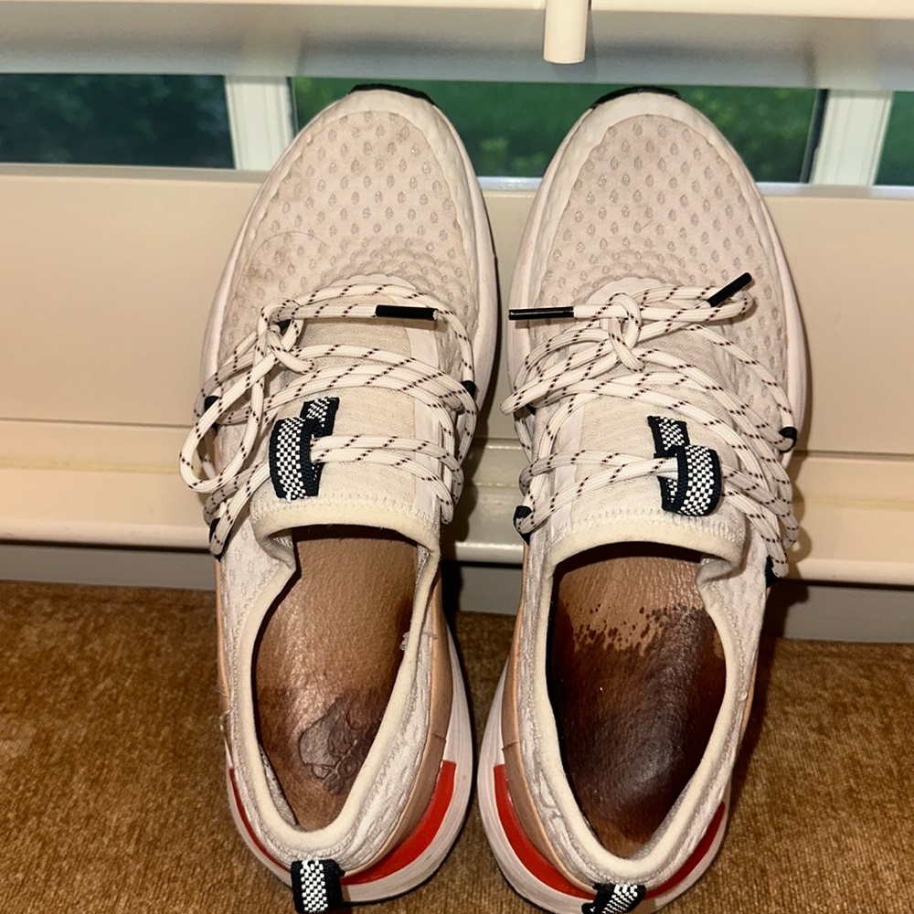 Sorel tennis shoes